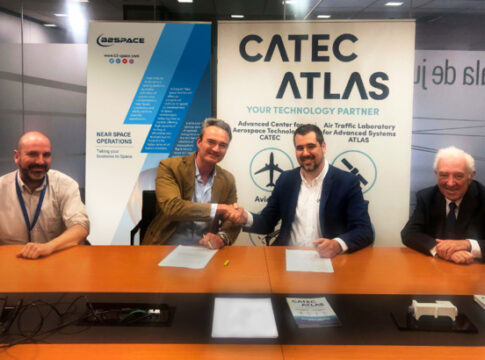 CATEC y B2SPACE firman un acuerdo para validar productos espaciales en la estratosfera