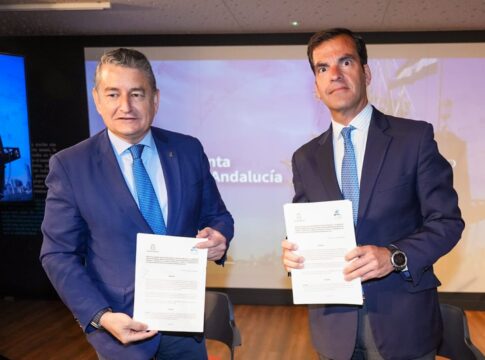 La Junta y la Fundación Nao Victoria acuerdan actividades para promocionar Andalucía