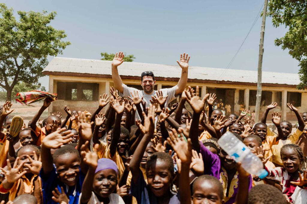 AOKlabs celebra el mes del medio ambiente con un ambicioso programa de sostenibilidad en Ghana