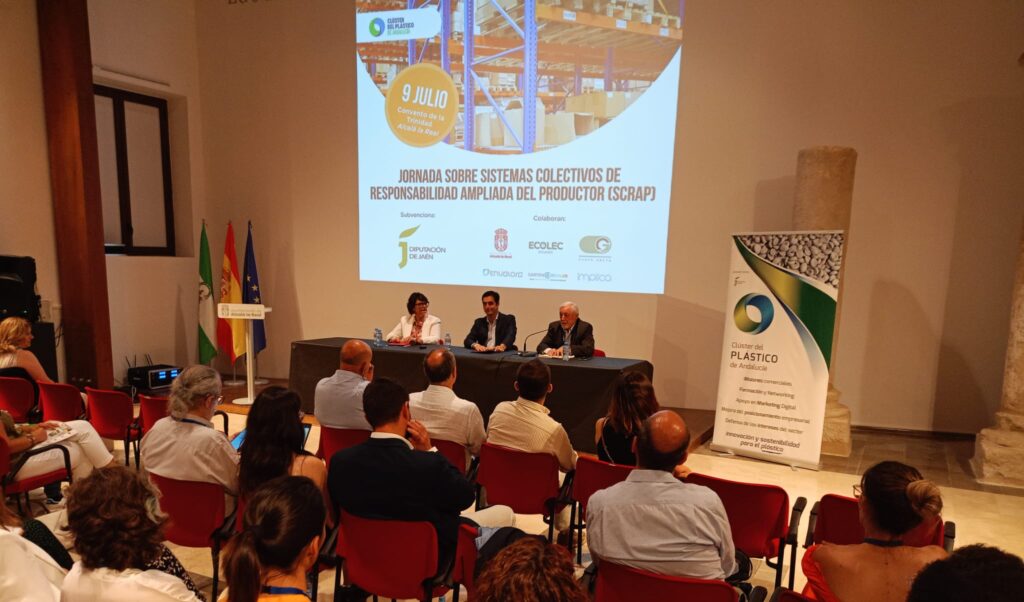Más de 70 empresas participan en una jornada sobre la nueva normativa de gestión de envases industriales
