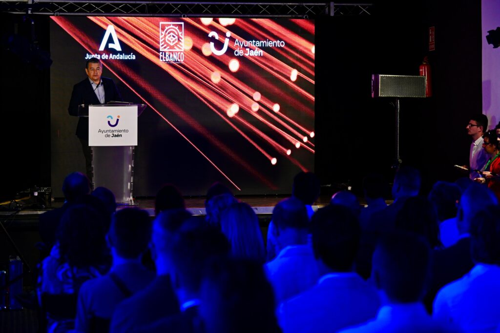 La Junta concede una ayuda al Ayuntamiento de Jaén para la obra del nodo digital El Banco