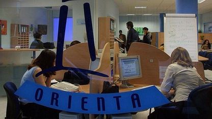 Empleo adjudica 29,3 millones de euros para la contratación de 672 técnicos y 116 profesionales de apoyo del programa Andalucía Orienta