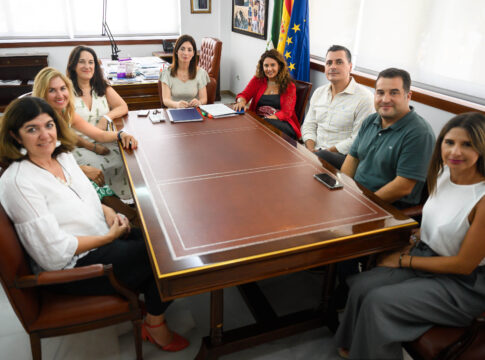 La APA mantiene un encuentro institucional con el Ceimar y el Aula Marina de la UAL