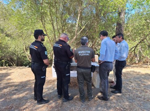 La Junta supervisa el agua superficial y subterránea en colaboración con la Policía Nacional adscrita a la comunidad andaluza