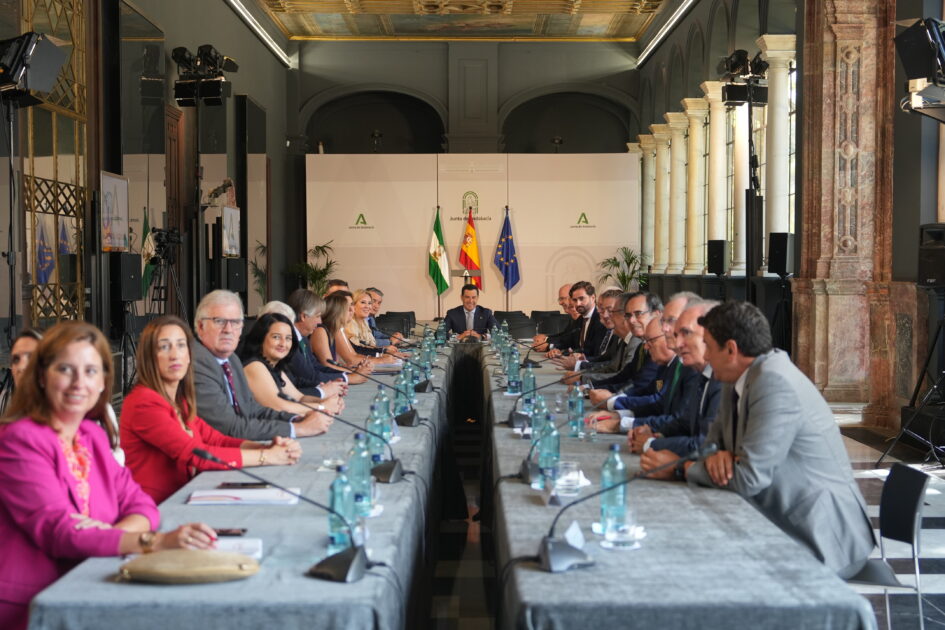 Industria sitúa la aviación sostenible y el espacio como desafíos para el sector aeroespacial y de defensa