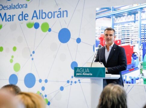 La Junta colabora con los regantes y Aqualia para que la desaladora ‘Mar de Alborán’ incremente su producción de agua 5 a 20hm3 el próximo verano