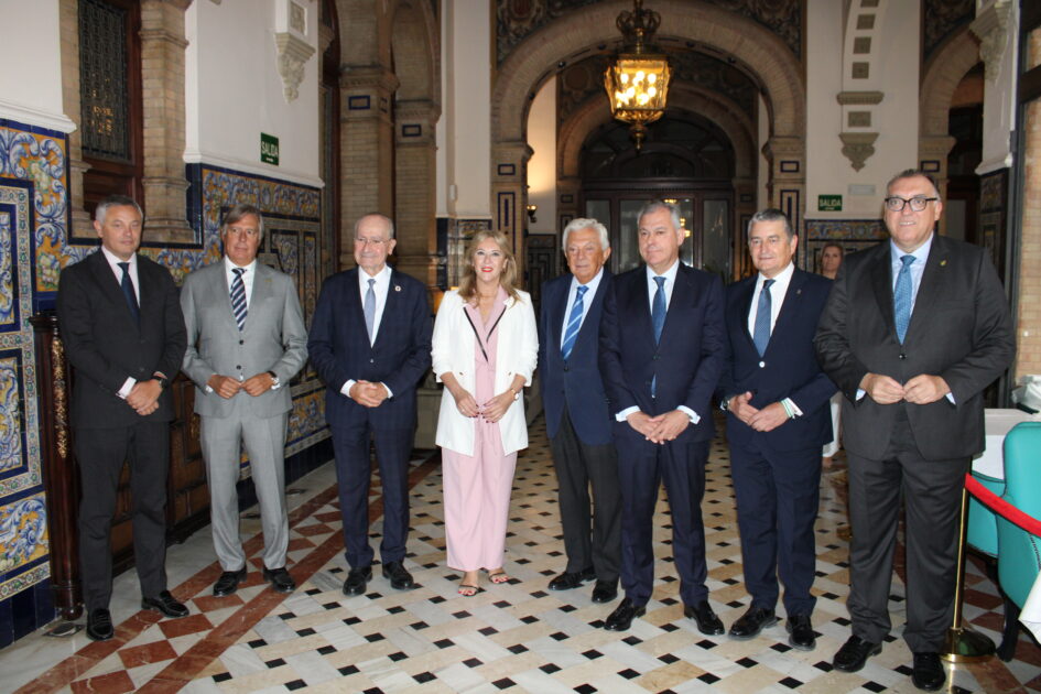 Los alcaldes de Málaga y Sevilla reivindican una mayor alianza entre ambas ciudades y el resto de Andalucía para converger con Europa