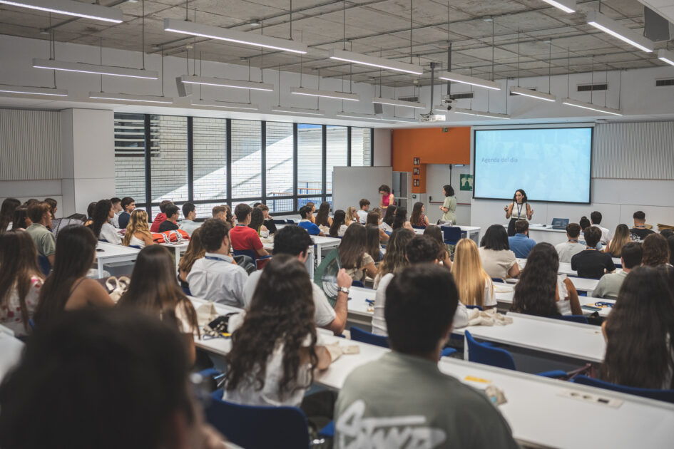 La Universidad Loyola inicia el nuevo curso con más de 1.500 nuevos estudiantes de grado