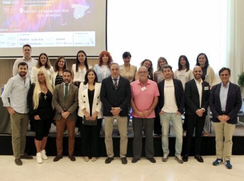 Cobots, uso de los datos, IA y turismo “firtual” temas de la jornada sobre tecnología hotelera de ITH y AEHCOS
