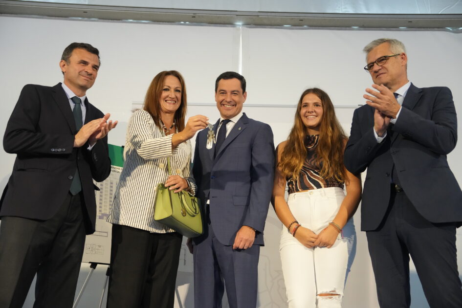Moreno anuncia nuevas medidas fiscales para facilitar el acceso a la vivienda de 40.000 andaluces