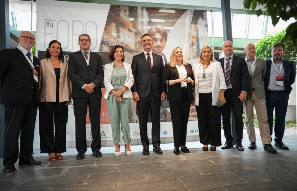 La Junta subraya el peso estratégico de la distribución y la empresa agroalimentaria en la economía andaluza