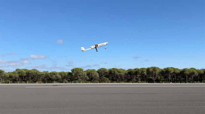 El UAS TARSIS de AERTEC es el primer sistema no tripulado en despegar desde CEUS