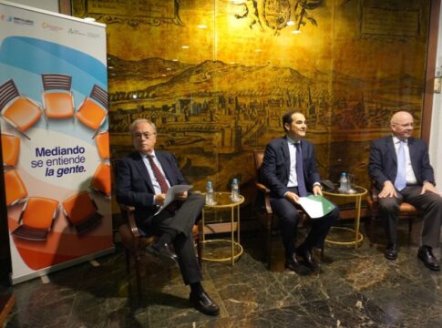 Cámaras Andalucía y Consejería de Justicia apuestan por la mediación para activar “miles de millones” bloqueados en los juzgados por conflictos empresariales