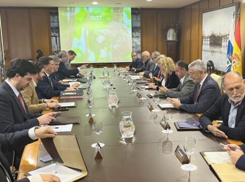 El Consejo de Administración del Puerto de Huelva aprueba el nombramiento de Alfonso Peña como director de esta institución onubense