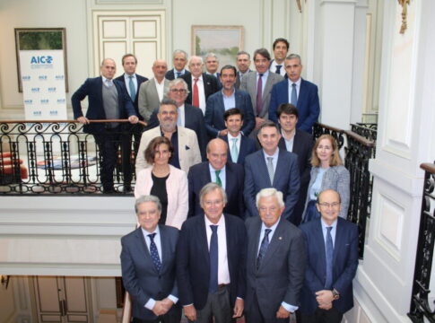 Empresas sevillanas conocen las posibilidades de República Dominicana para diversificar los flujos de comercio