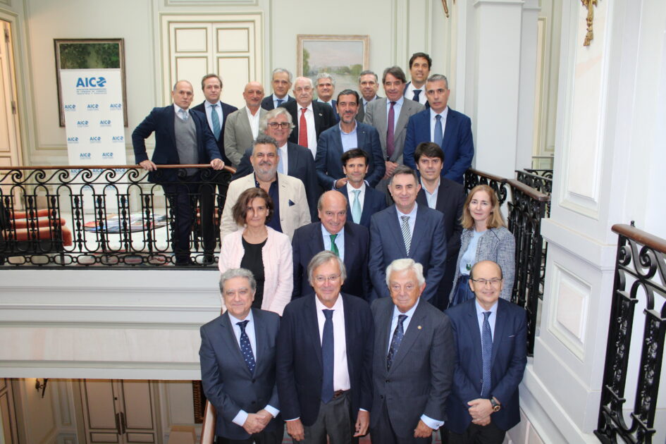 Empresas sevillanas conocen las posibilidades de República Dominicana para diversificar los flujos de comercio