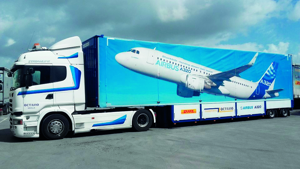Luis Cienfuegos (Transportes Octavio): “Nuestra principal actividad es el transporte de material aeronáutico”