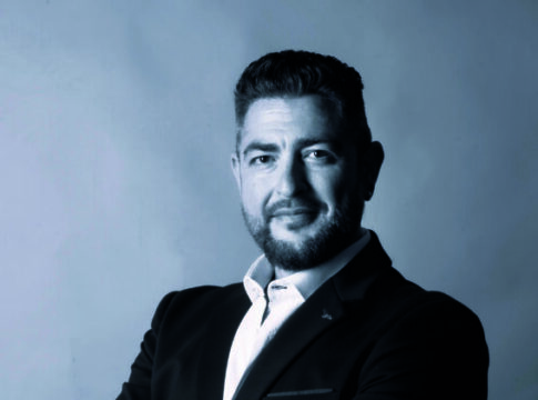"Para emprender hay que ser inmune a comentarios negativos"