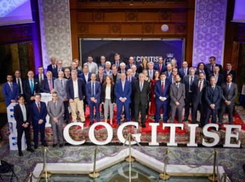COGITISE reconoce la trayectoria profesional de una treintena de ingenieros sevillanos