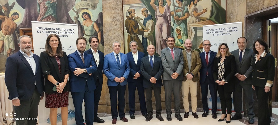 Turismo Costa del Sol impulsa la innovación y sostenibilidad en el sector náutico en el Foro de Cruceros de Andalucía
