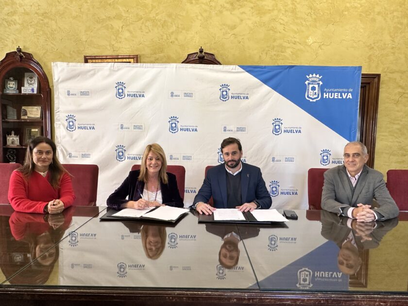 El Ayuntamiento de Huelva firma un convenio de colaboración con la Cámara de Comercio para la formación para el empleo