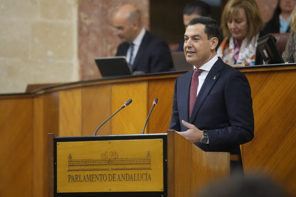 Moreno defiende la moderación de la ‘vía andaluza’ frente a la crispación que solo busca destruir