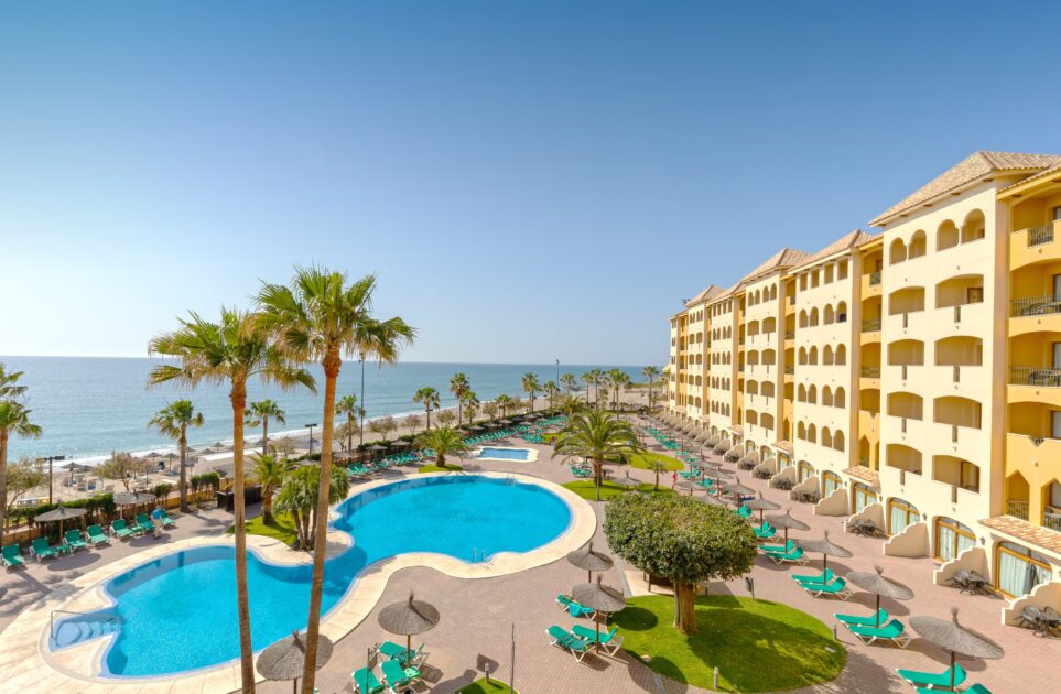 AEHCOS espera una ocupación hotelera del 59,61% para Navidad, similar a los datos registrados en 2023
