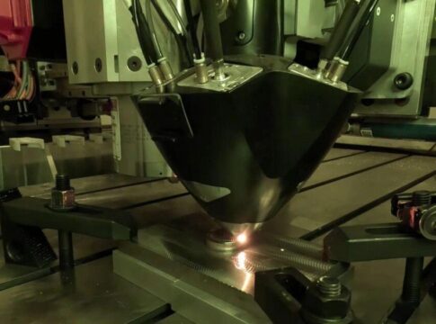 Otra validación de la tecnología de impresión 3D de Meltio a bordo de un buque de la US Navy: Resuelve el reto de ingeniería para reparar una pieza metálica a bordo del navío USS Somerset