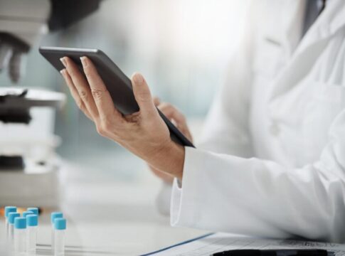 La US participa en el proyecto SUSA para impulsar la atención médica digital