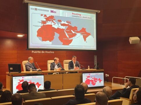 El Puerto de Huelva presenta sus nuevas conexiones oceánicas con el Mediterráneo y Oriente Medio para impulsar los intercambios comerciales