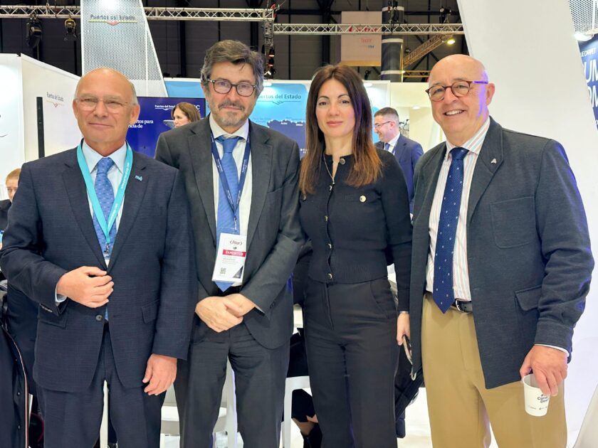 La APA destaca en FITUR la integración puerto-ciudad como palanca turística para Almería 