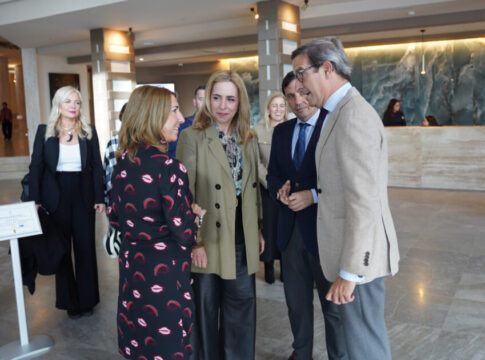 Almudena Martínez: “Una sociedad que no aprovecha el talento de las mujeres está condenada a perder oportunidades”