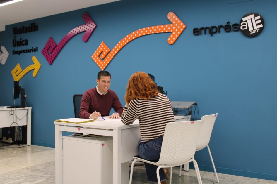 La Ventanilla Única Empresarial de la Cámara de Sevilla ayuda a la creación de 253 empresas en 2024