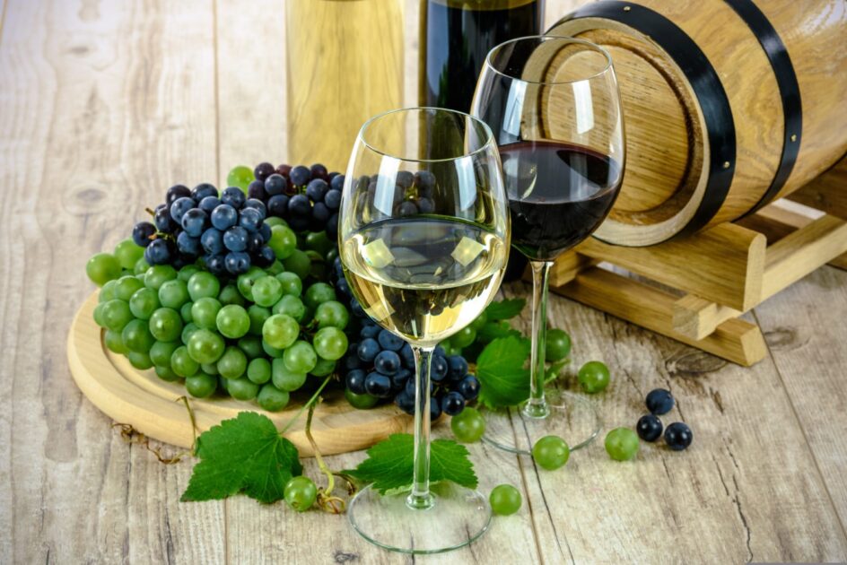 La Guía de Enoturismo de Sevilla, protagonista en FITUR 2025