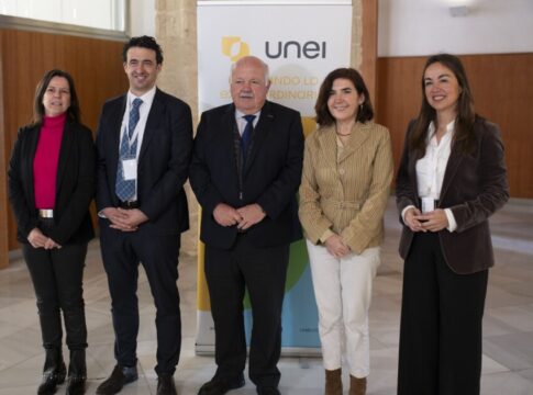 UNEI y la Consejería de Empleo acuerdan impulsar la contratación social para fomentar el empleo de las personas con discapacidad