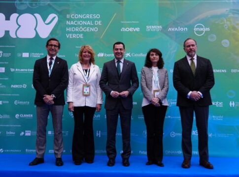 Moreno anuncia que el Valle Andaluz del Hidrógeno Verde será asignado este mes a la Unidad Aceleradora de Proyectos