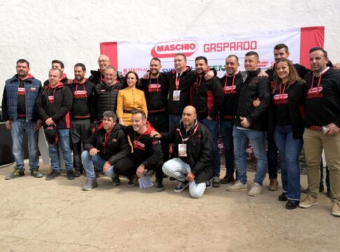 Agricultura pone en valor el talento joven y la modernización agrícola en el “Desafío 24 horas de siembra non-stop”