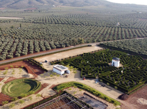 Bioo revoluciona el turismo con el primer laberinto biotecnológico del mundo