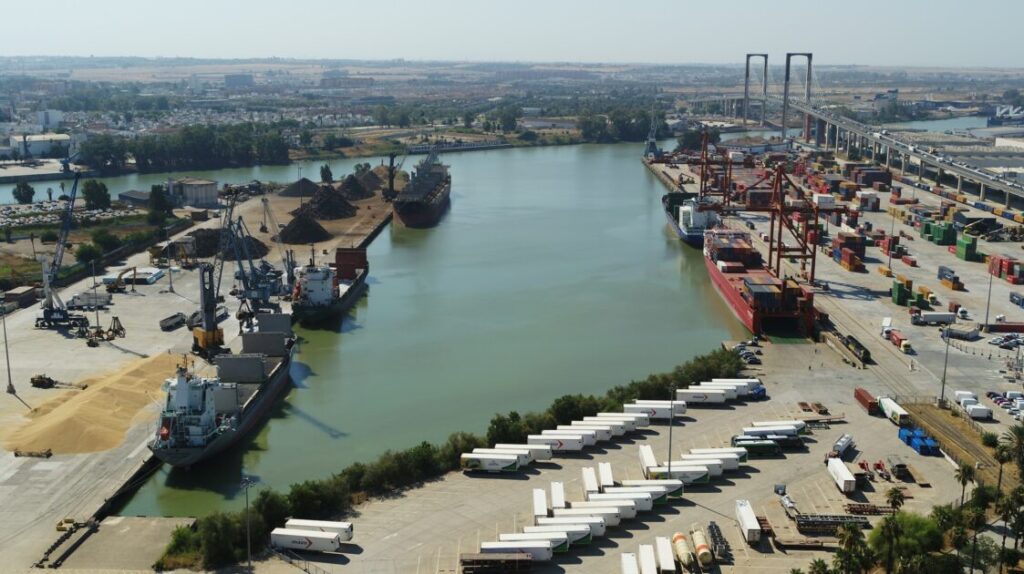 La Autoridad Portuaria de Sevilla cierra 2024 con la ‘cifra récord’ de 22,7 M€ de volumen de negocio y 5,6 M€ de beneficios