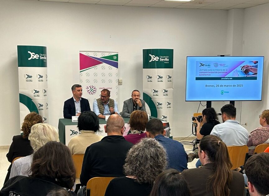La Diputación de Sevilla inicia en Brenes un ciclo de jornadas para la mejora de la competitividad del trabajo autónomo y el impulso del emprendimiento