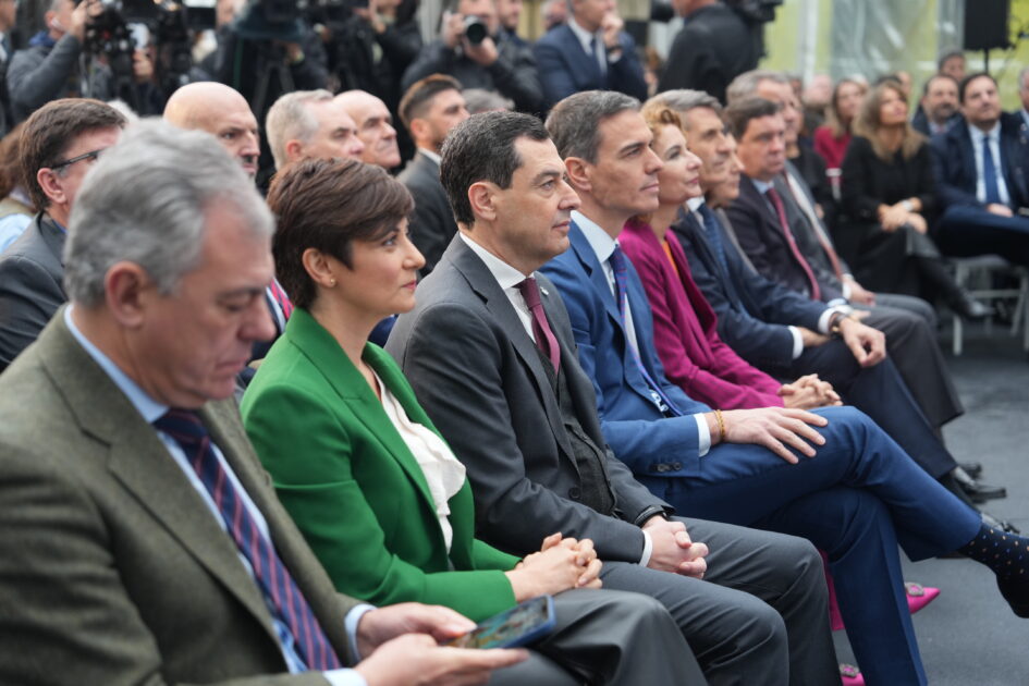 Moreno insta a las administraciones a tomar medidas ante el reto de la vivienda: “Es un problema de Estado que debemos atajar entre todos”