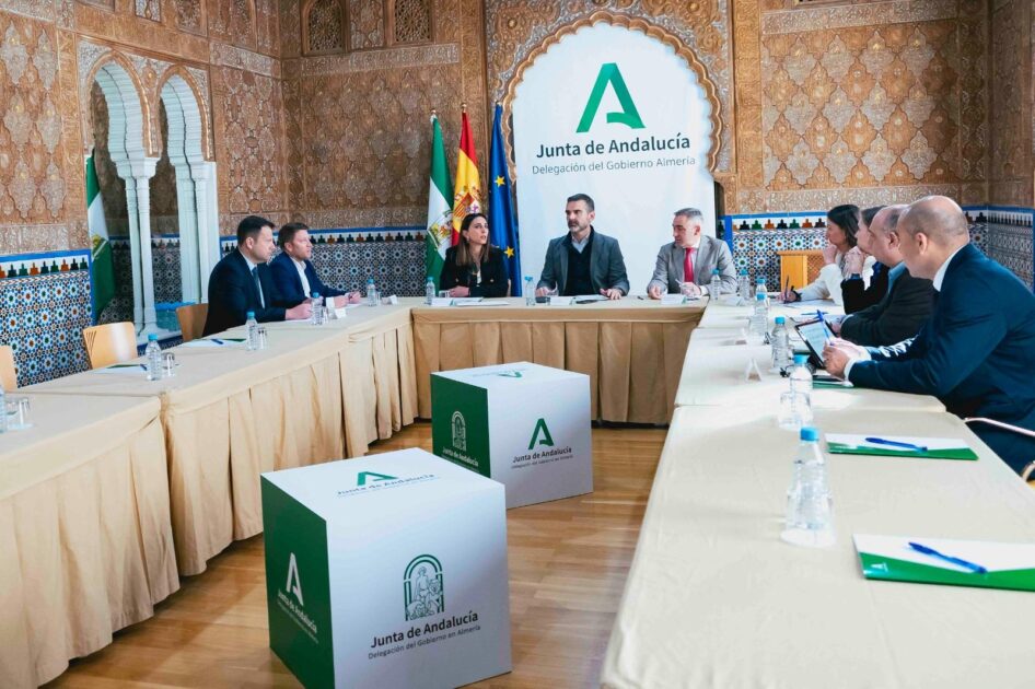 Frente común de Andalucía, Valencia y Murcia para pedir a Planas que cumpla con la pesca de arrastre