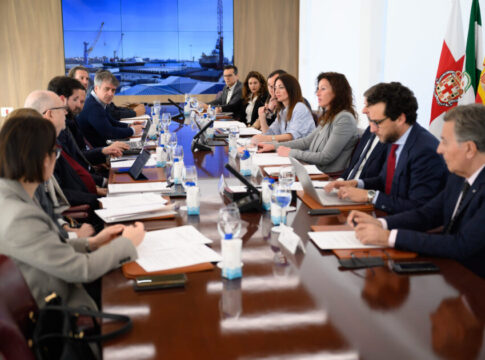 La Autoridad Portuaria de Almería inicia 2025 con un crecimiento de tráfico de mercancías sobre el 20%
