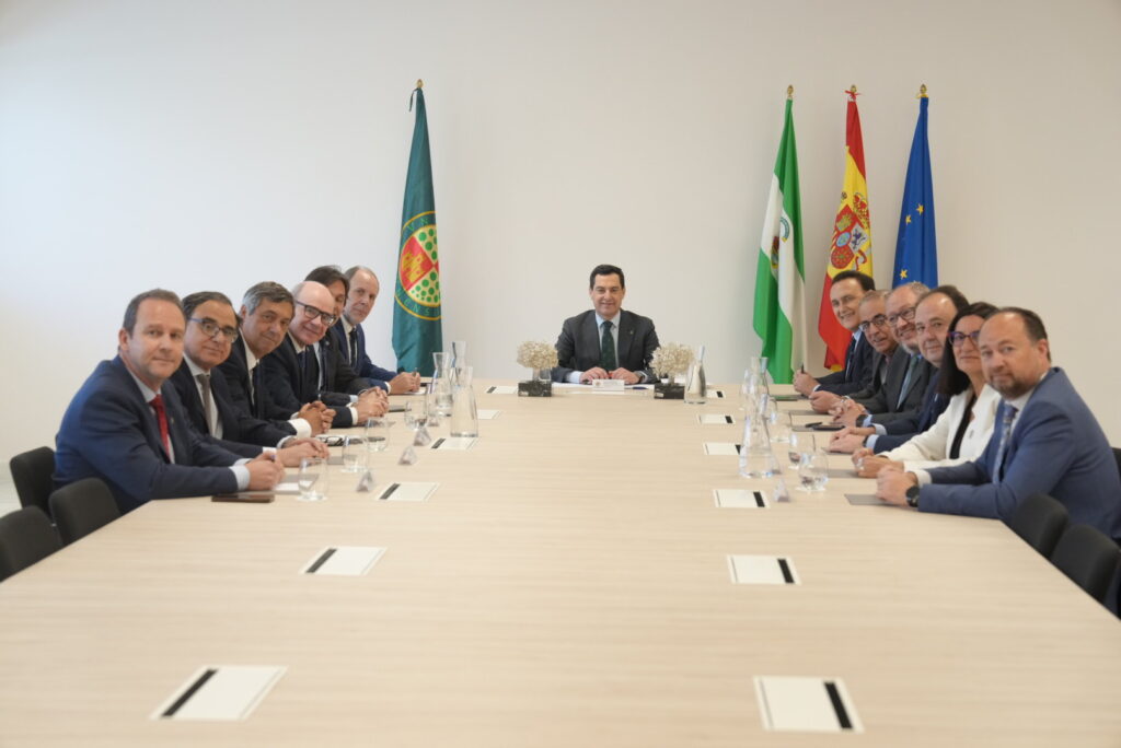 Moreno destaca el compromiso con las universidades públicas andaluzas que dispondrán este año de una financiación de 1.750 millones, un 30% más que en 2018