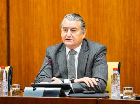 Antonio Sanz anuncia que a finales de 2025 abrirá la ventanilla única del audiovisual y digital de Andalucía