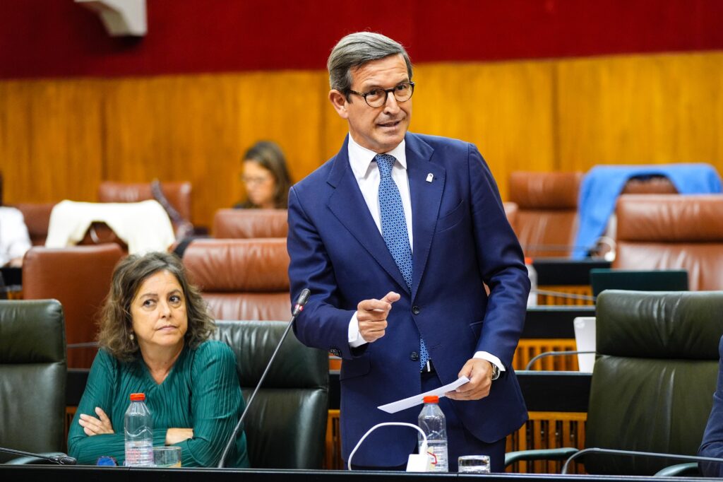 La Junta destina 300 M€ para impulsar proyectos de la gran industria en Andalucía en cuatro años