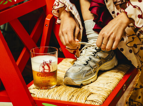 Cruzcampo se vuelca con la Feria: 5 kilómetros de mostradores y 3,7 millones de cañas