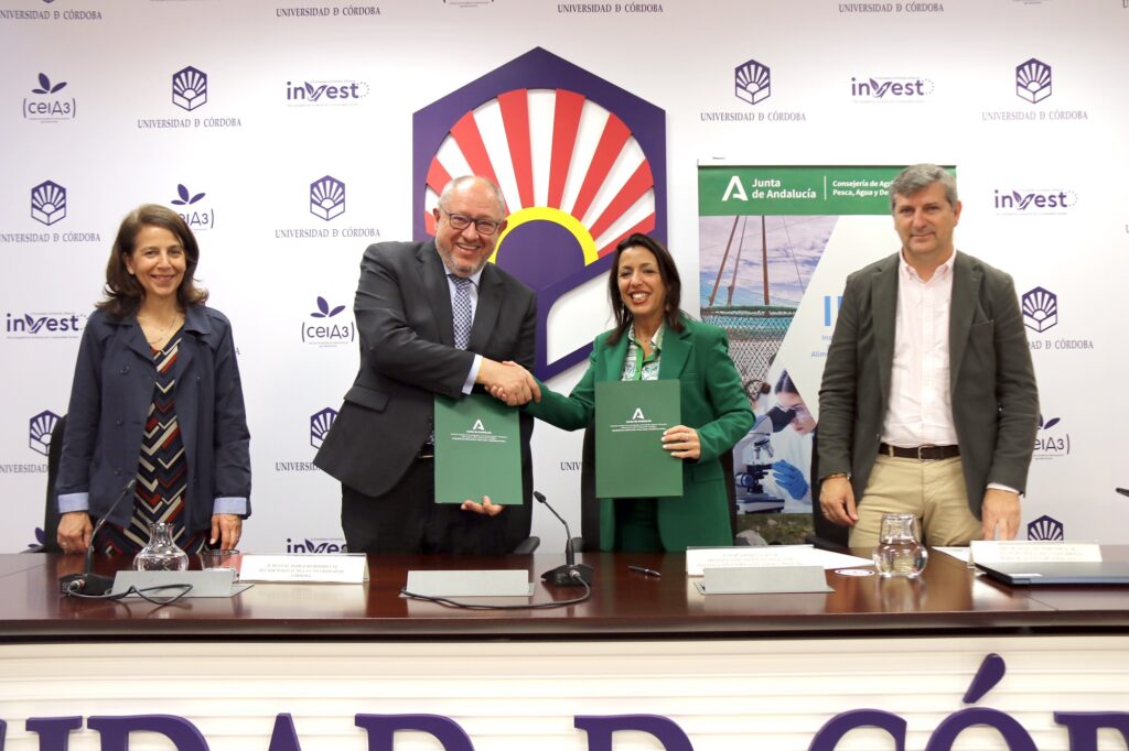 La Junta y la UCO acuerdan colaborar para impulsar el control microbiológico de productos lácteos andaluces