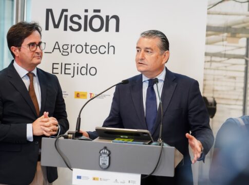 La Junta abre un centro de emprendimiento digital centrado en la agricultura tecnológica en El Ejido