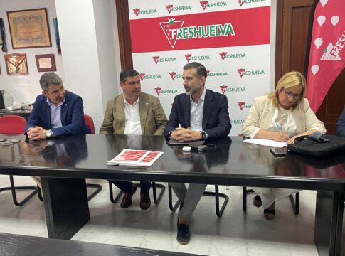 Andalucía, primer proveedor de fresa y arándano en la UE gracias a la producción de Huelva